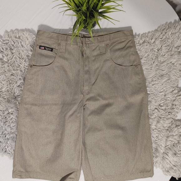 Brooklyn Express Jeansi Men Shorts - Picture 2 of 7